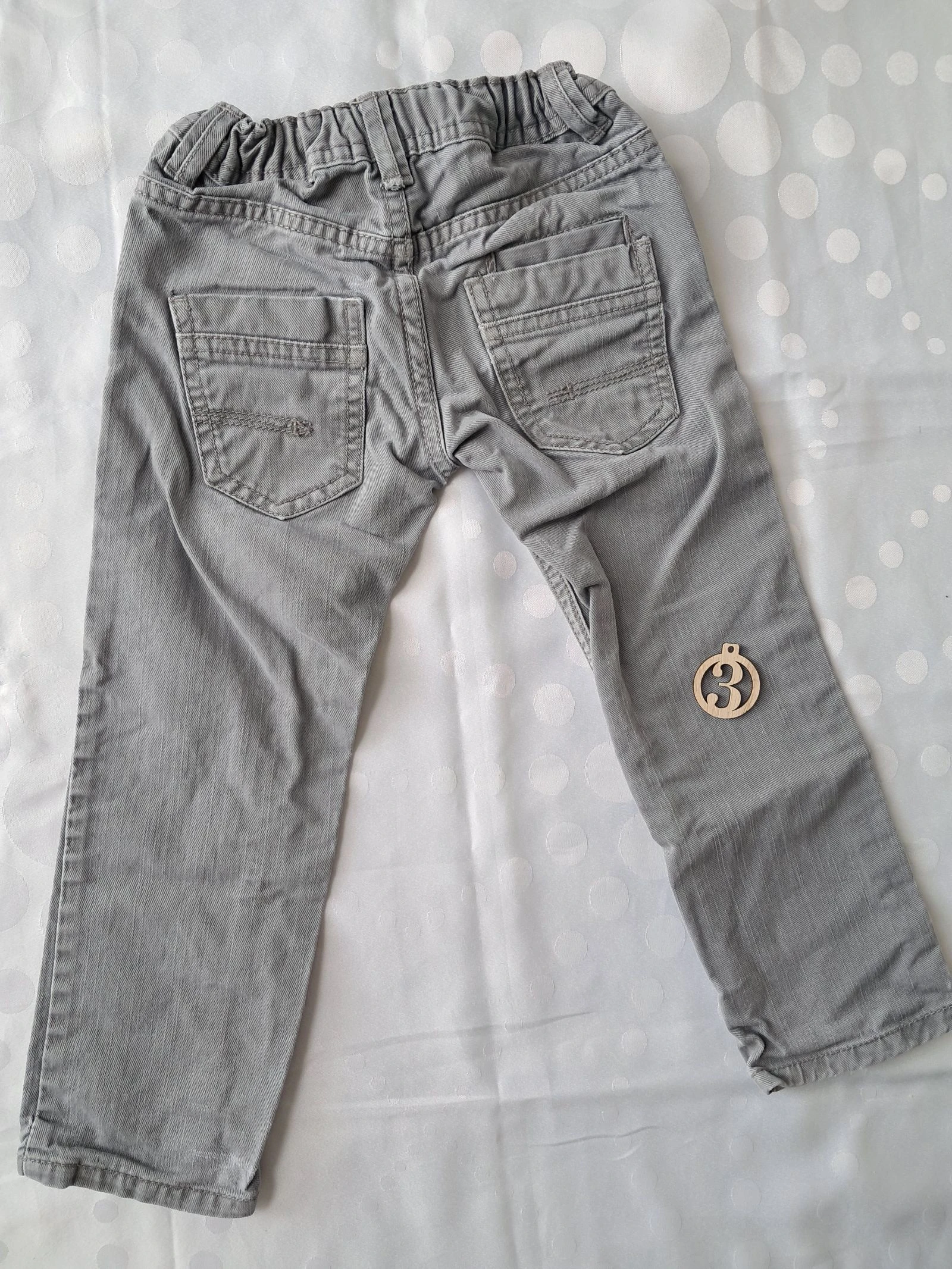 Grijze jeans maat 3 jaar 96cm – photo 3